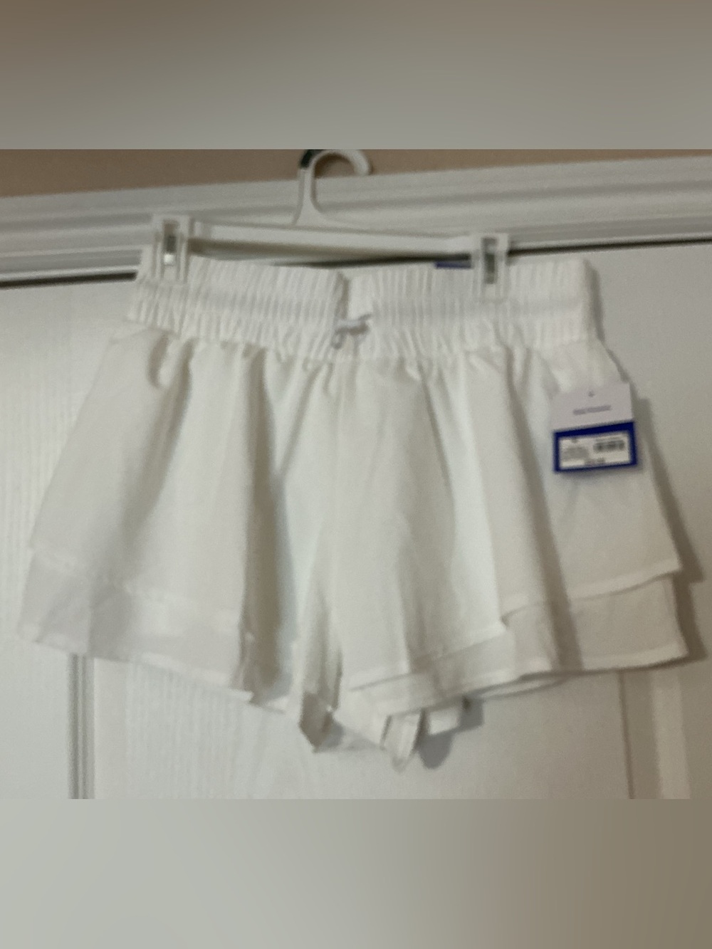 JoyLab White Drawstring Athletic Shorts side pockets sz M